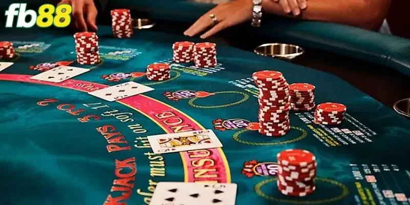 Blackjack FB88 có luật chơi đơn giản nhưng đòi hỏi sự tính toán